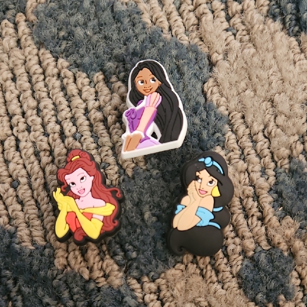 💝💝5/$25💝💝Disney Princess Character Shoe Charms
